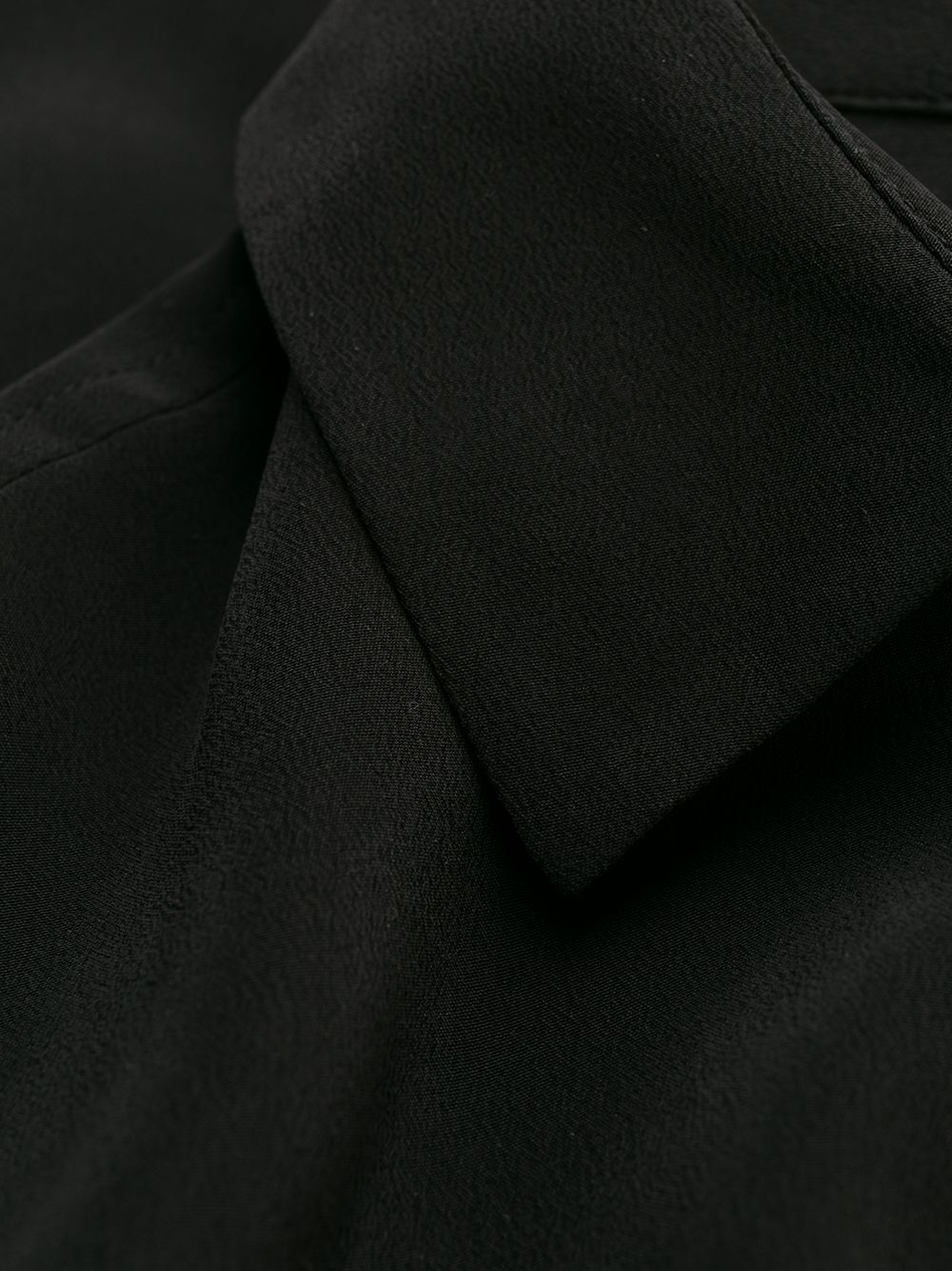 190086204---ss25---equipmentpre---q23e900trueblack_4_p.jpg