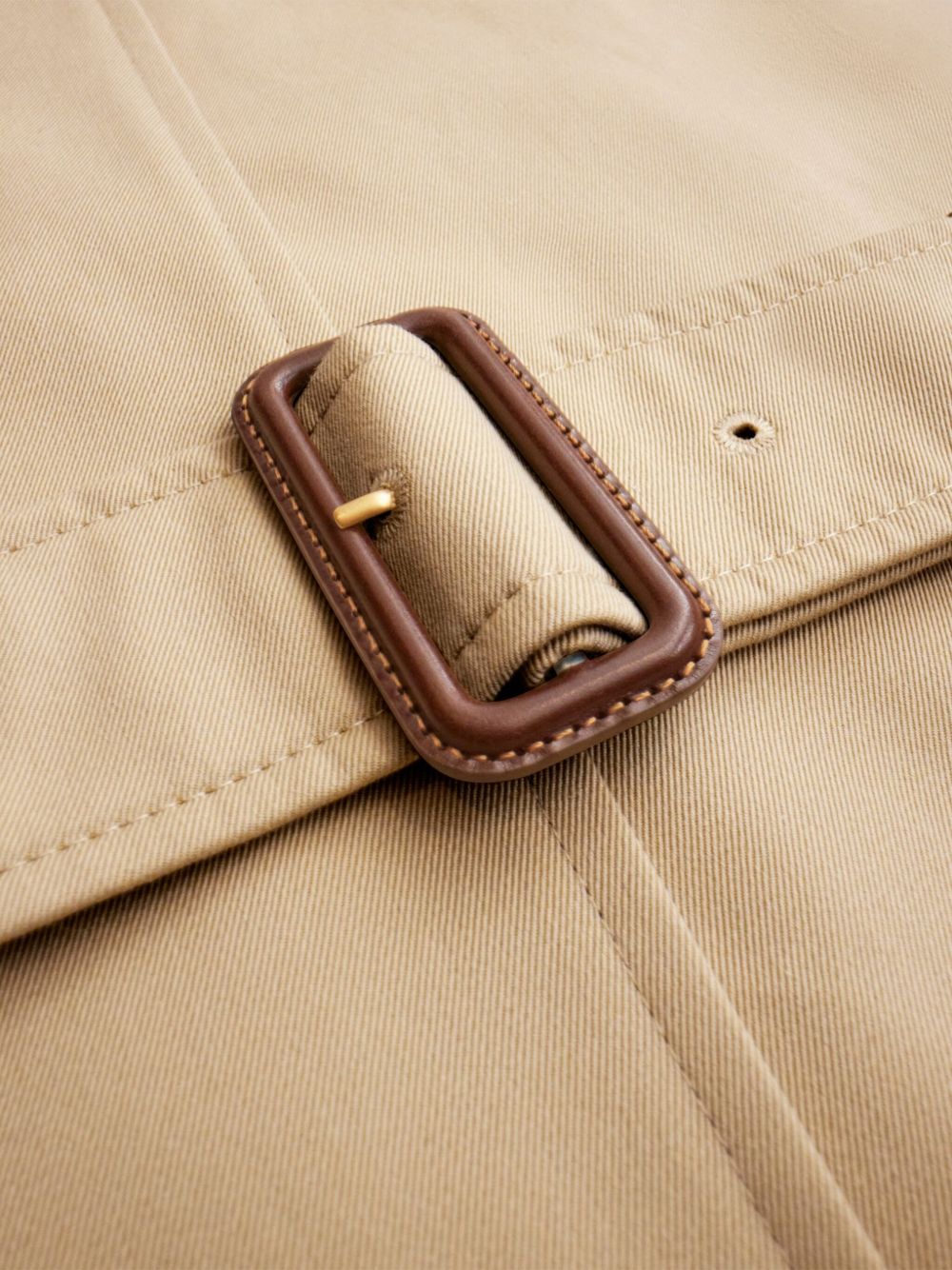 Burberry Chelsea Double-Breasted Cotton Trench Coat Beige