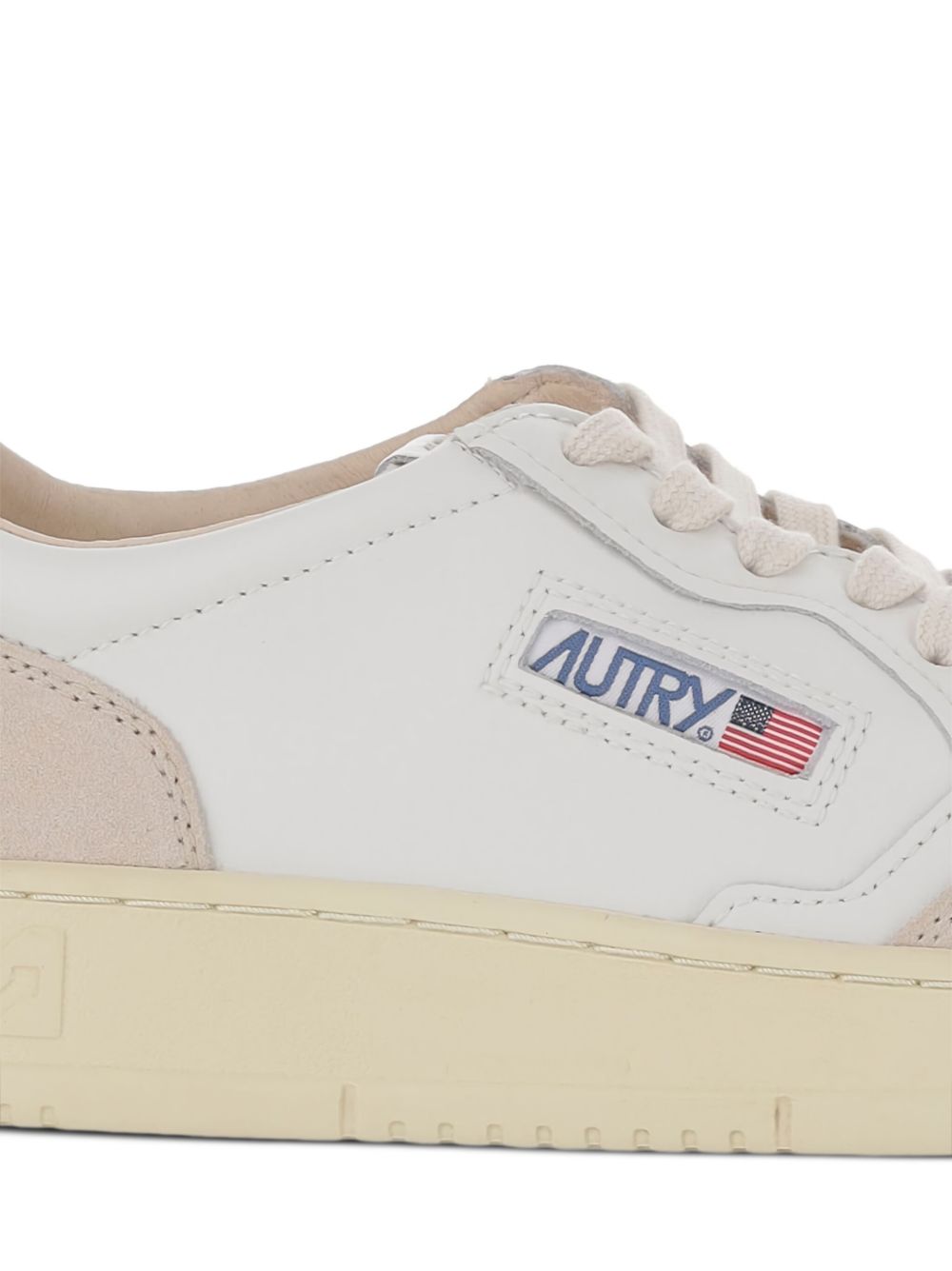 Autry Medalist Low Sneakers in Bordeaux Leather Bordeaux