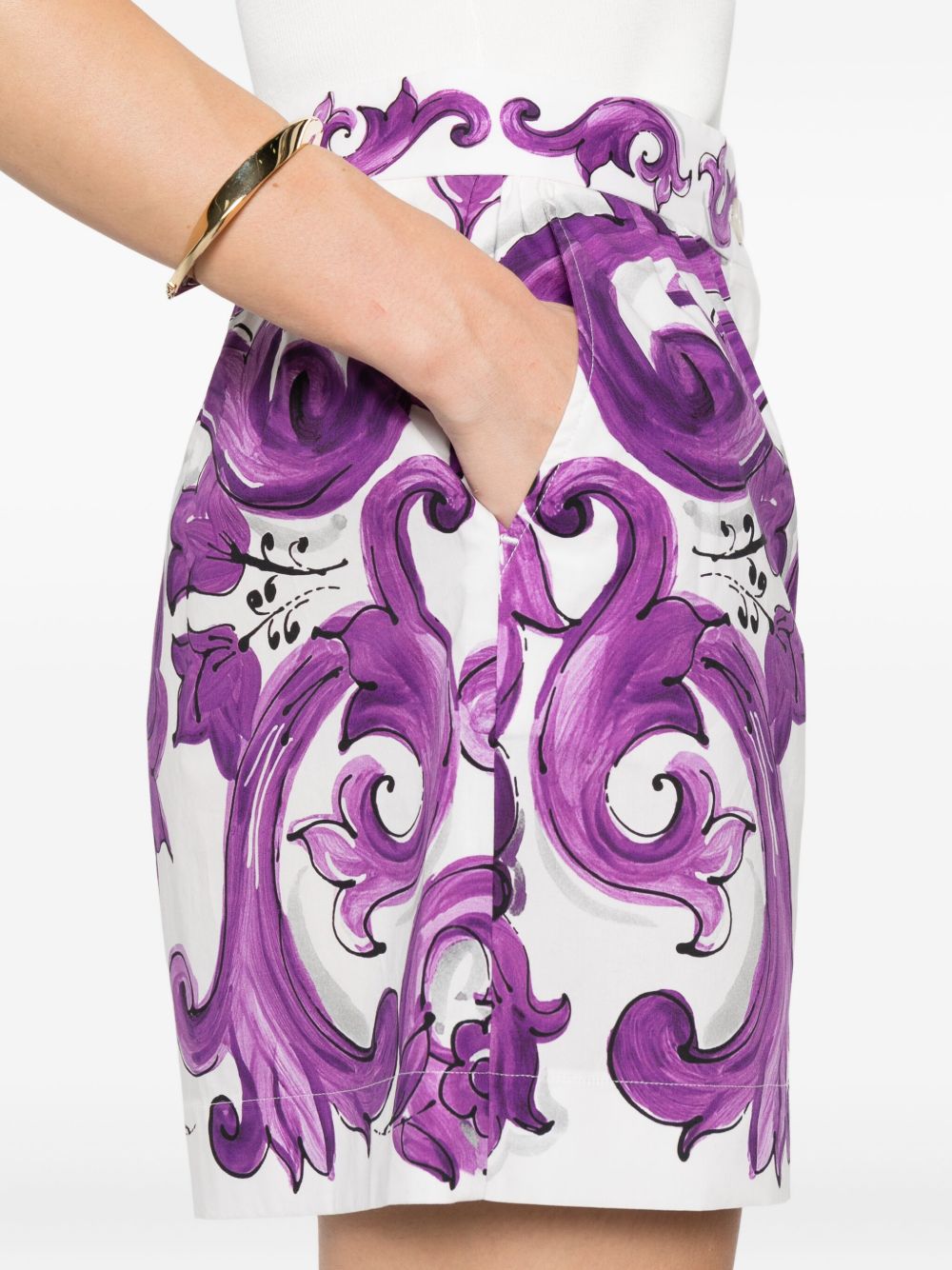 Dolce & Gabbana Maiolica Cotton Print Pleated Shorts Purple