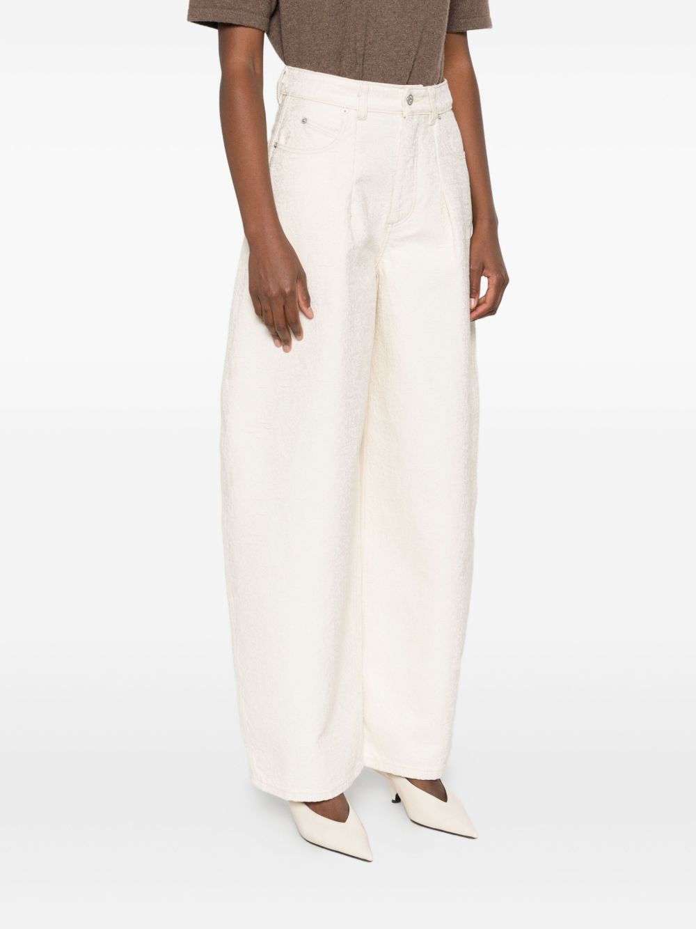 JACQUEMUS Le De-Nimes Ovalo Pleated High-Waist Tapered Jeans White White