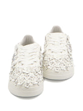 032C Medialist Low Patent Leather Sneakers Silver