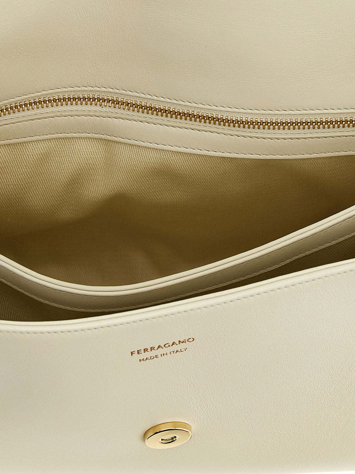 Ferragamo Th (m) Shoulder Bag White