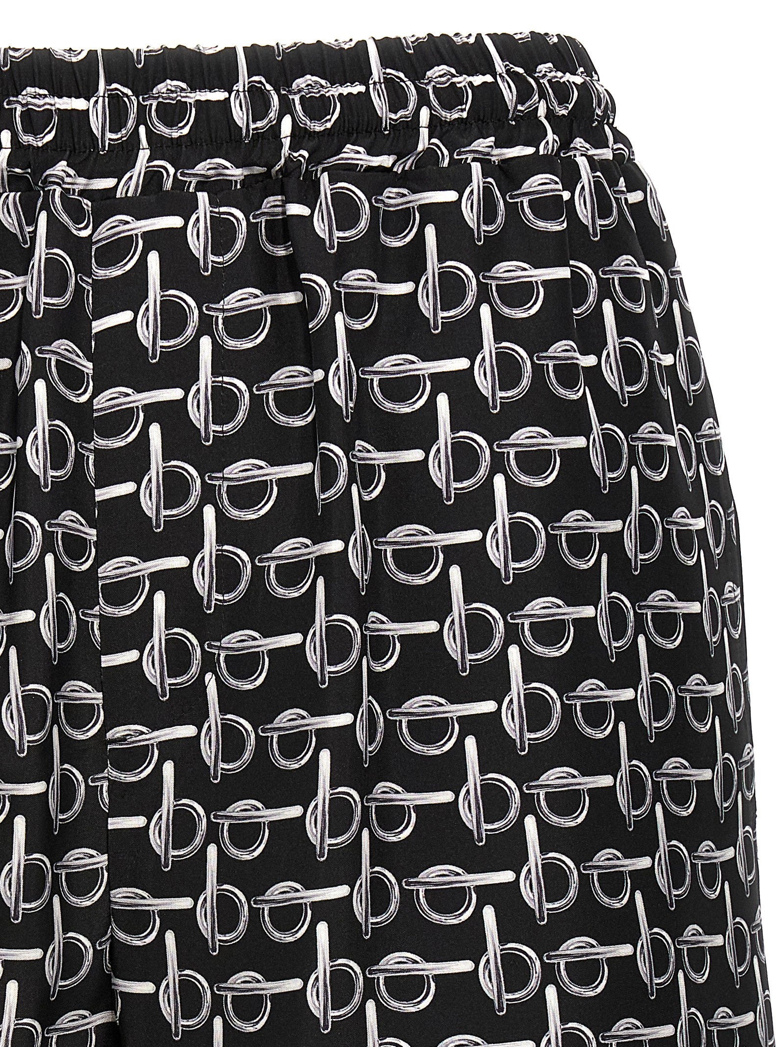 Burberry Press Shorts Black