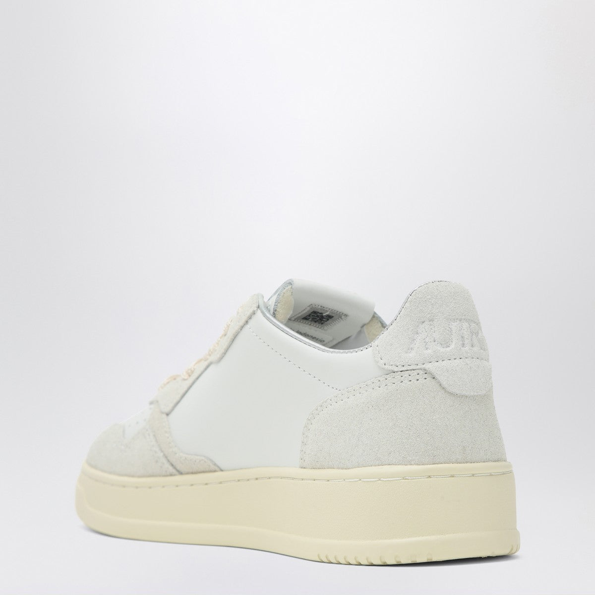 Autry Medalist Low White Leather & Suede Sneakers White