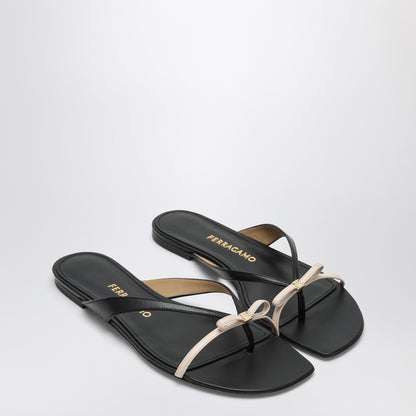 Ferragamo Mini Bow Leather Flip-Flops Black and Powdery black