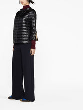 Herno Quilted Ultralight Down Cape Black Black