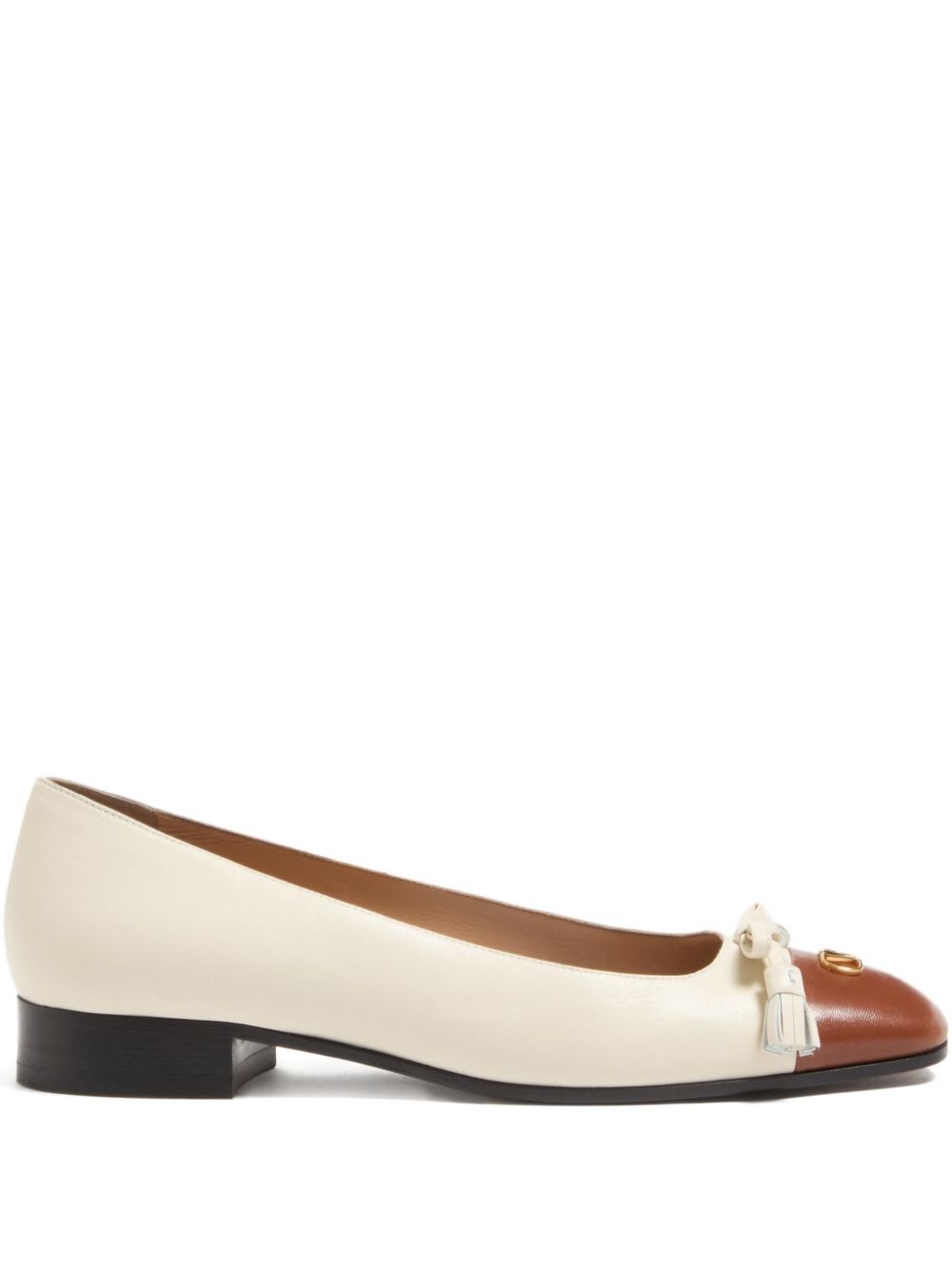 Valentino Garavani Valet Du Roi 25mm Ballerina With Gold-Tone Accent White