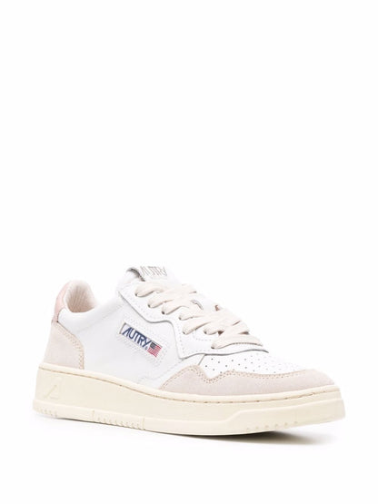 Autry Medialist Low Sneakers Powder Powder