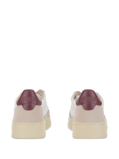 Autry Medalist Low Sneakers in Bordeaux Leather Bordeaux