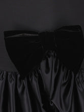 Valentino Short-Sleeve Bow-Detail Wool and Silk Mini Dress Black
