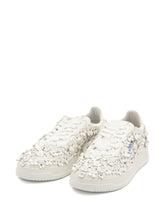 032C Medialist Low Patent Leather Sneakers Silver