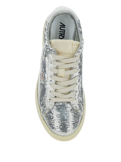 032C Low-Top Medialist Silver Sneakers Silver