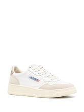 Autry Medalist Low Leather Sneakers GOLD