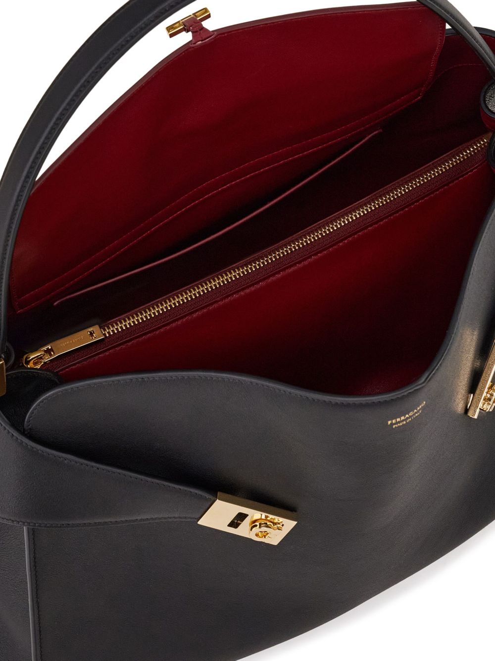 Ferragamo Gancini Shoulder Bag BLACK