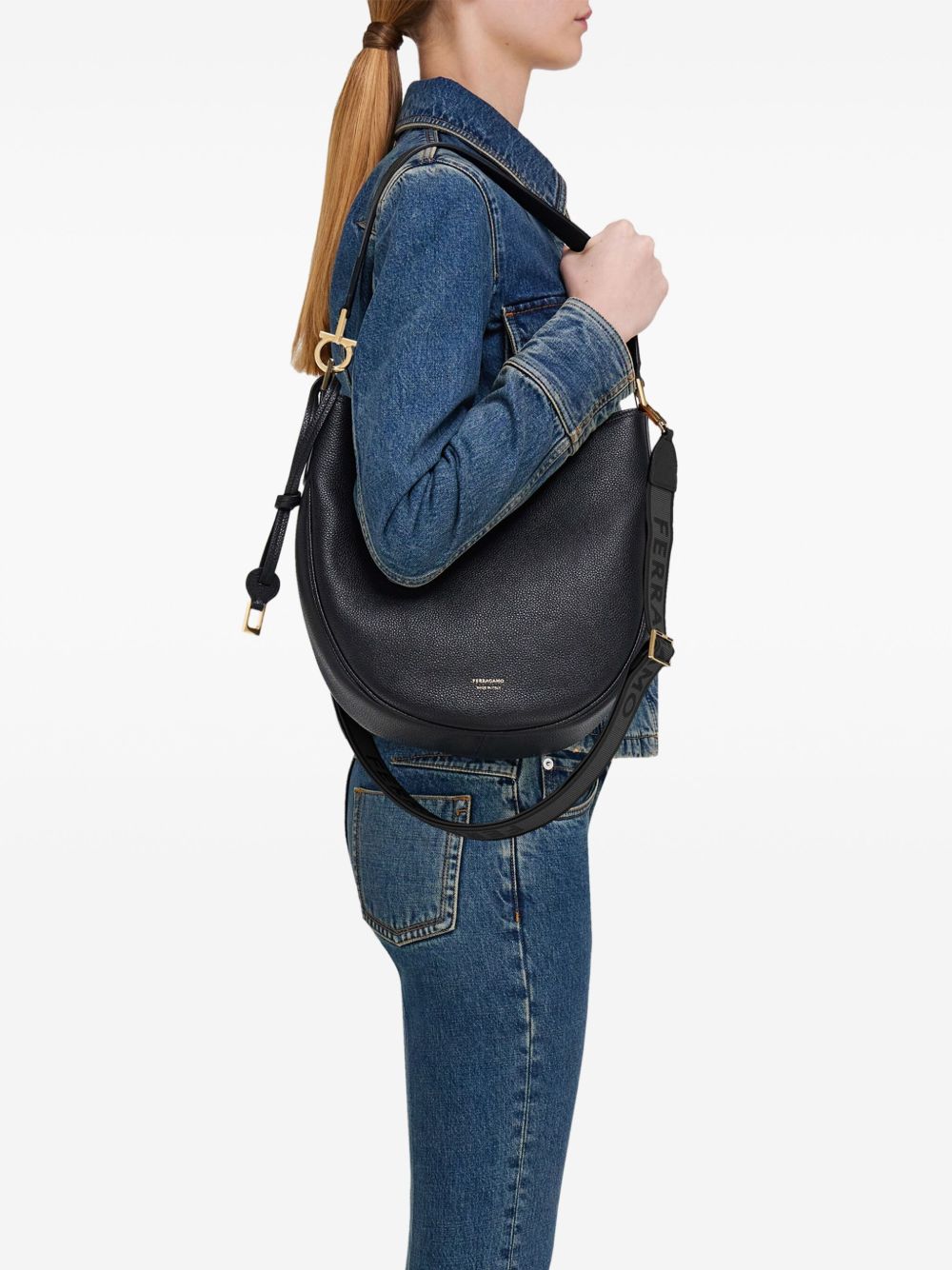 Ferragamo Medium Leather Hobo Bag BLACK