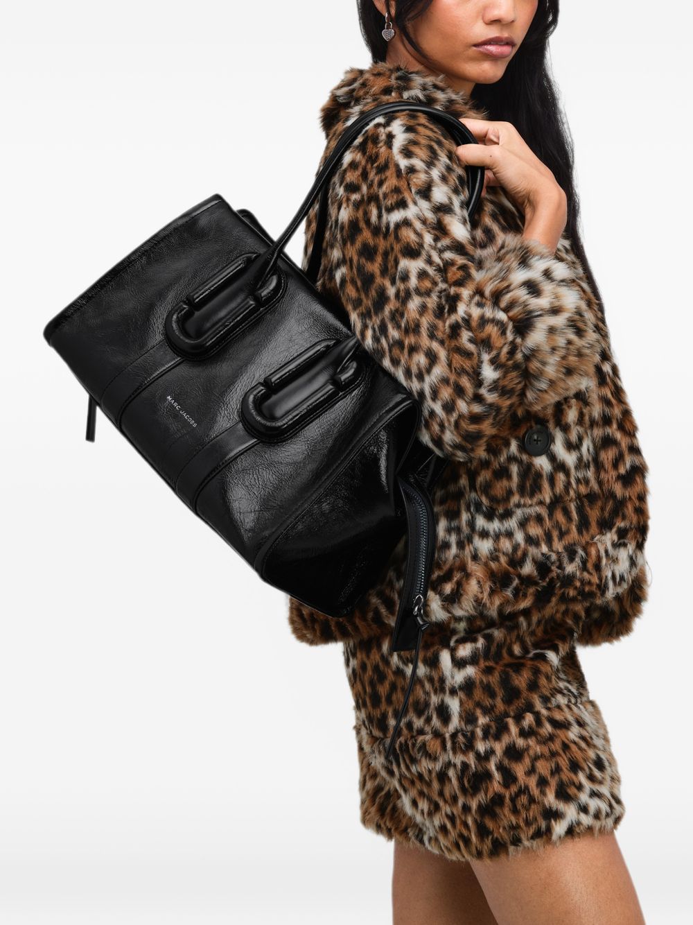 Marc Jacobs The Carryall Medium Leather Tote BLACK
