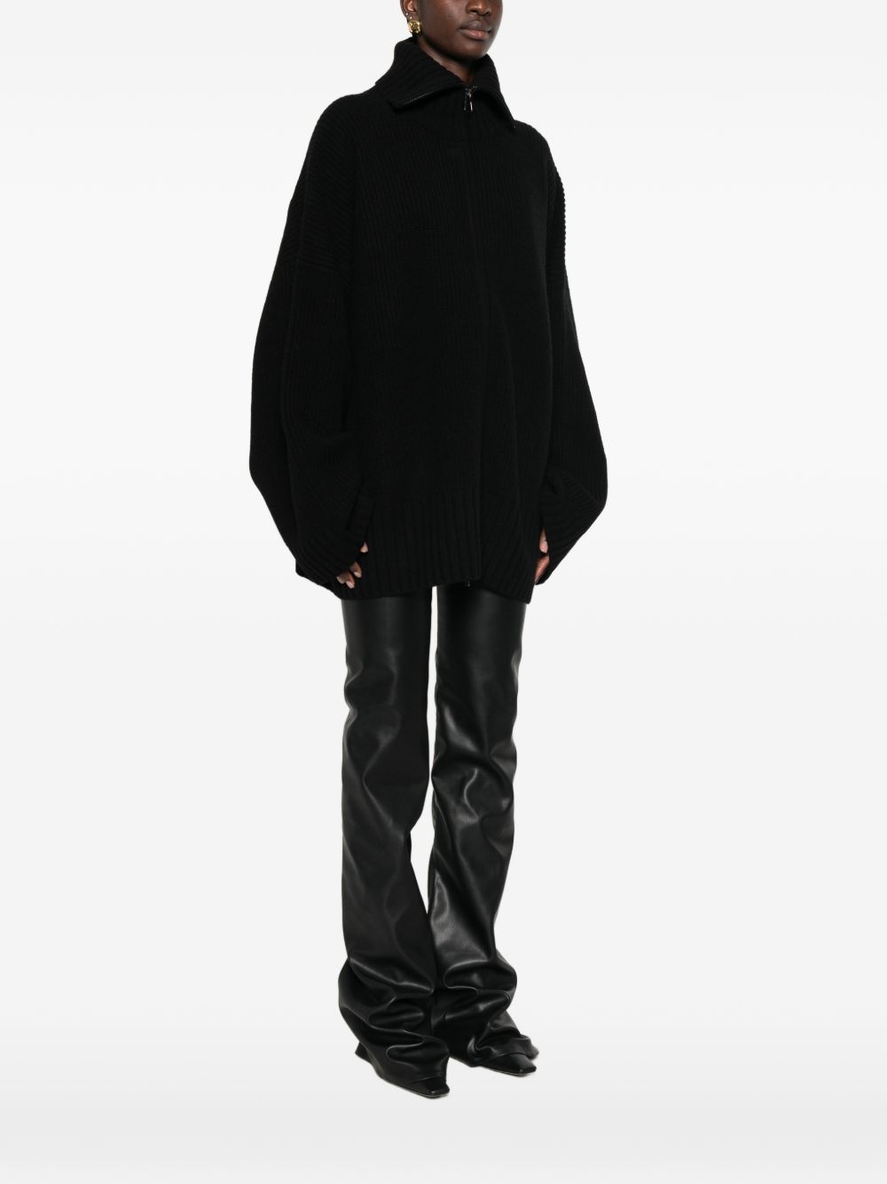 032C Sweater BLACK
