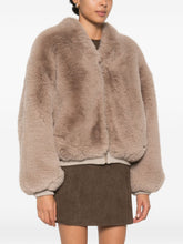 032C Coat Gray