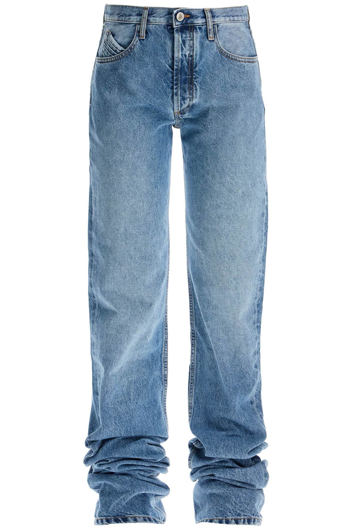 Extra long denim jeans for tall individuals