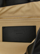 Jacquemus Le Sac Ovalo Shoulder Bag Black