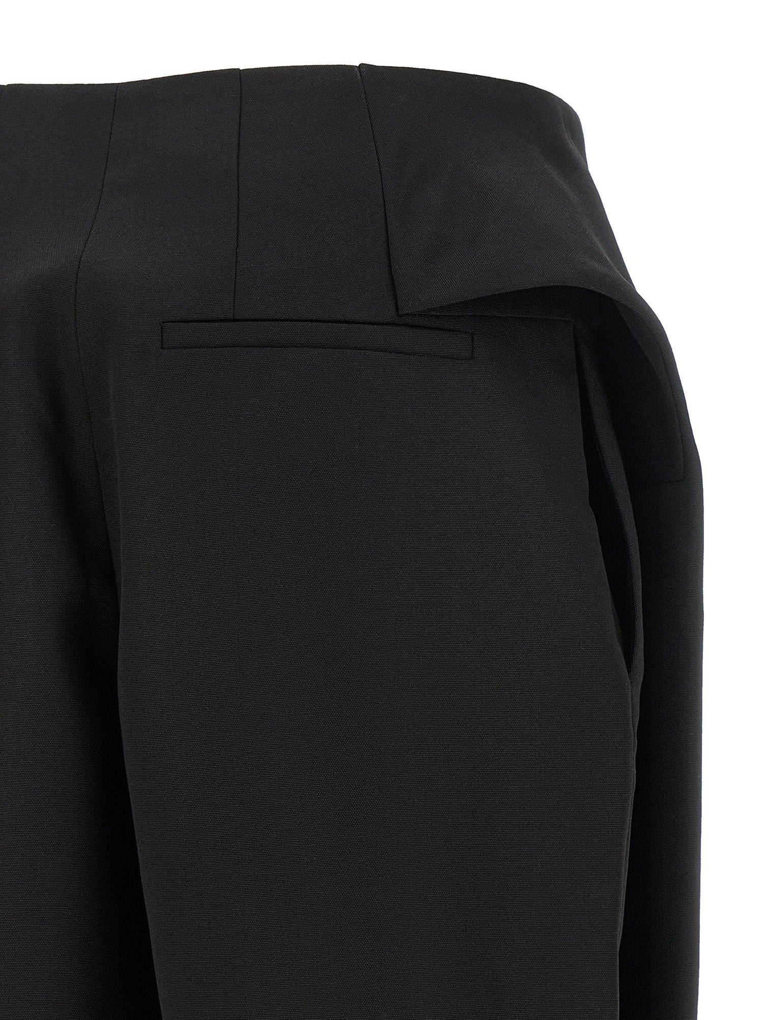 Jacquemus Le Short Cubisto Bermuda Shorts Black  