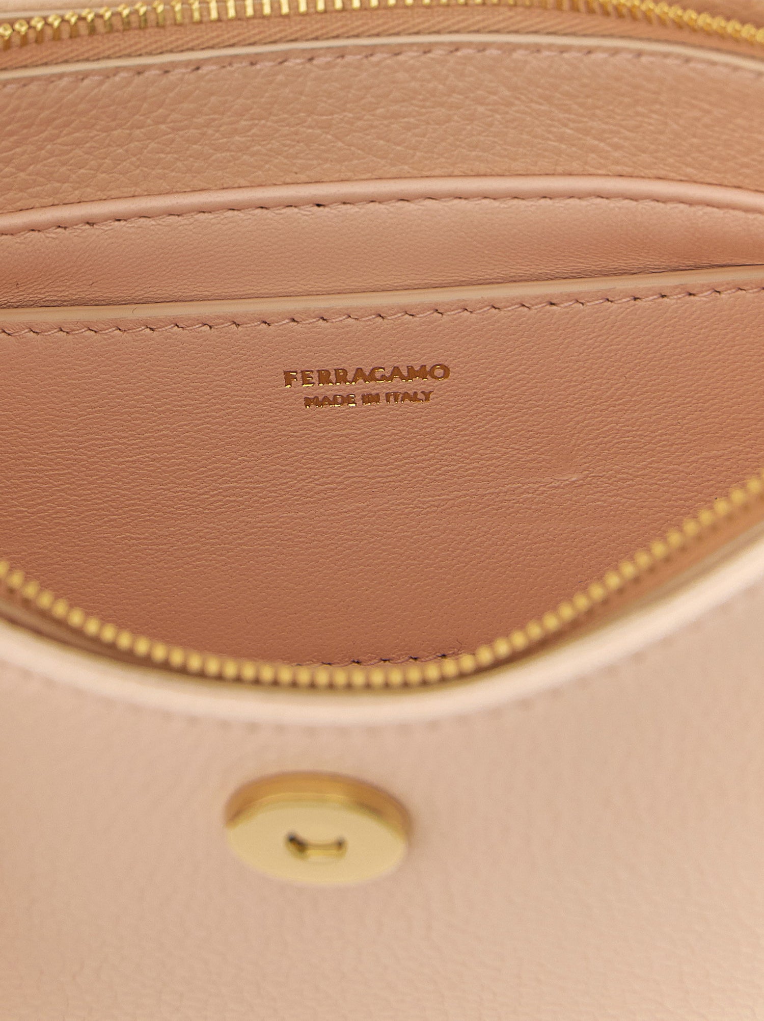 Ferragamo Gabry Shoulder Bag Pink
