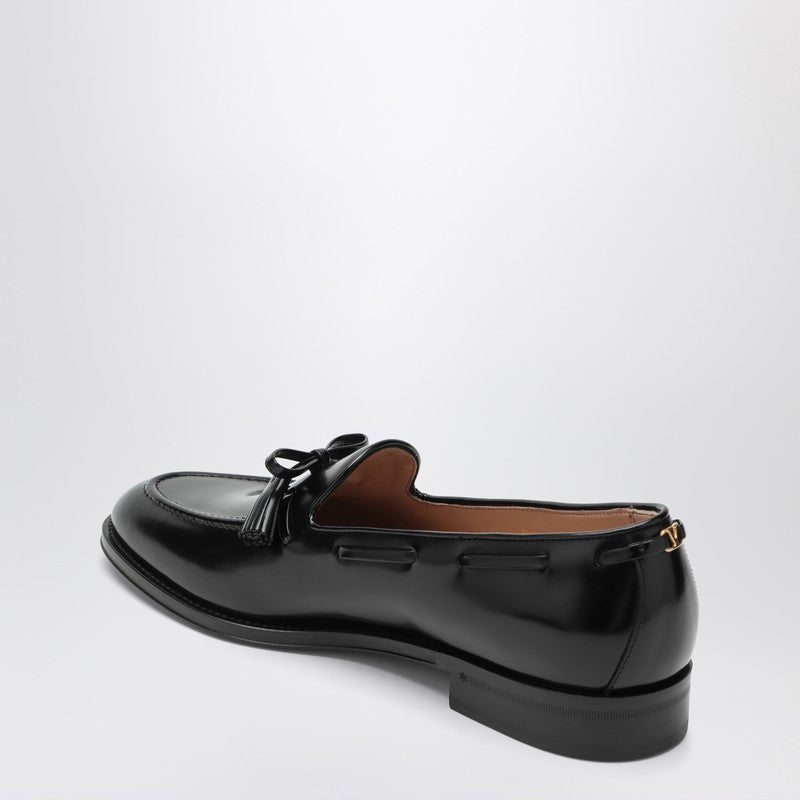 Valentino Garavani Bowshire Glossy Calfskin Loafers with Bow in Black
