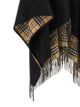 Burberry Reversible Cape Black