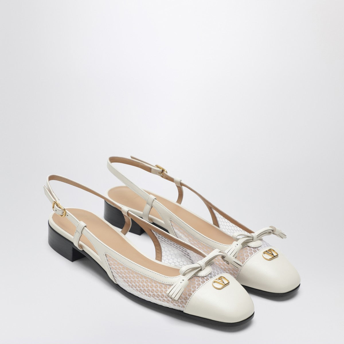 Valentino Garavani Valet Du Roi Slingback Ballerinas White