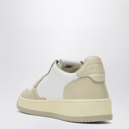 Autry Medalist White and Foam Leather Sneakers White