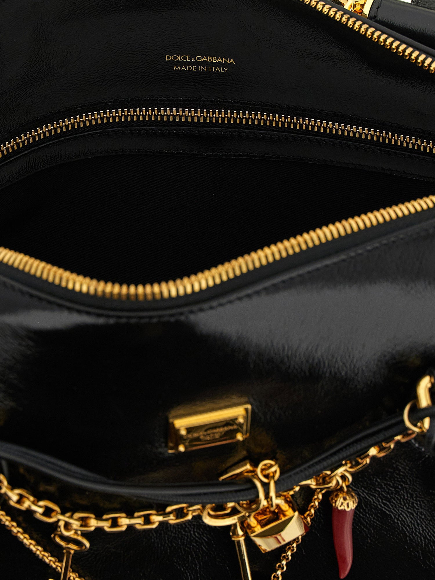 Dolce &amp; Gabbana Vittoria Medium Handbag Black