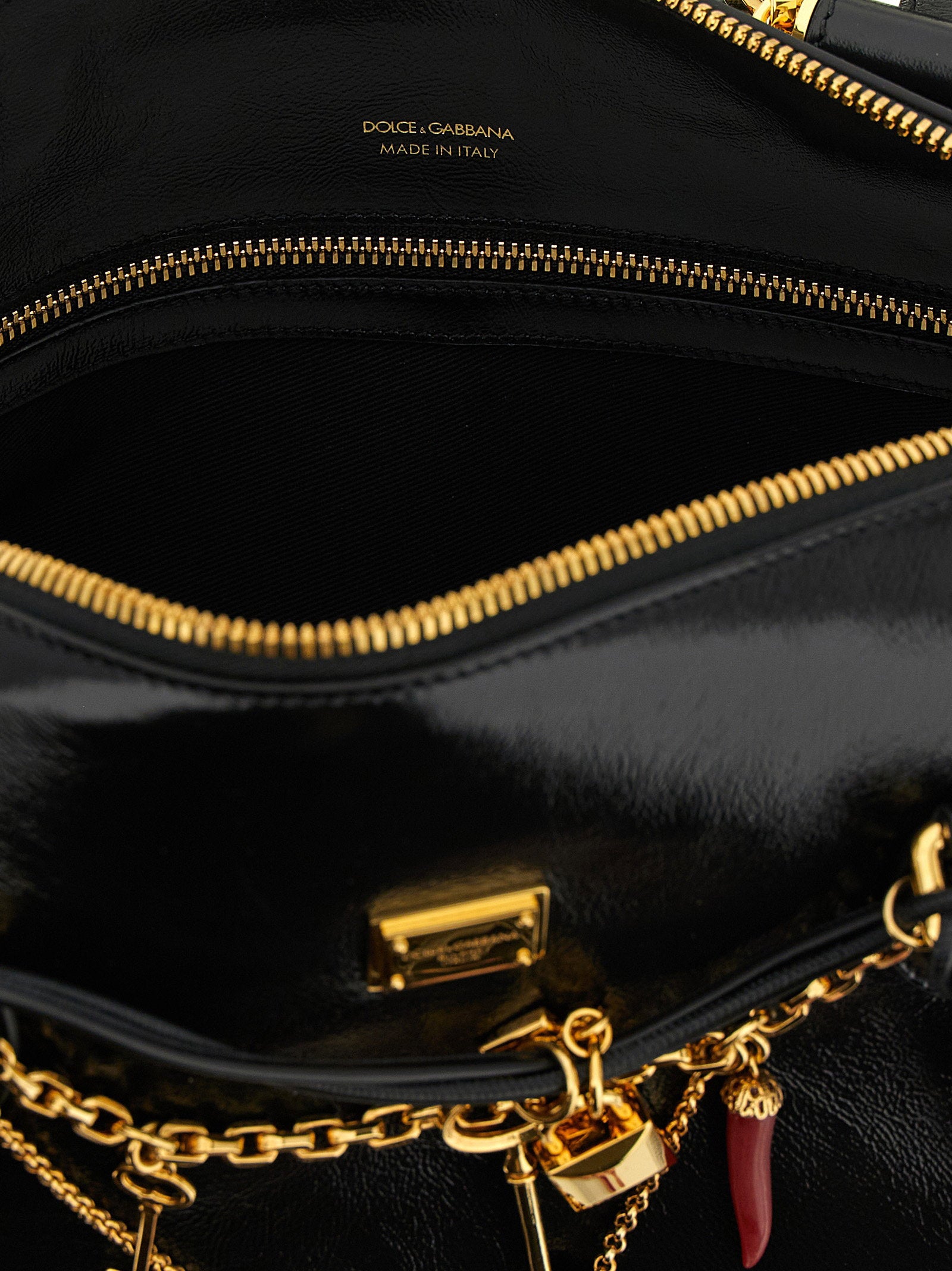 Dolce &amp; Gabbana Vittoria Medium Handbag Black