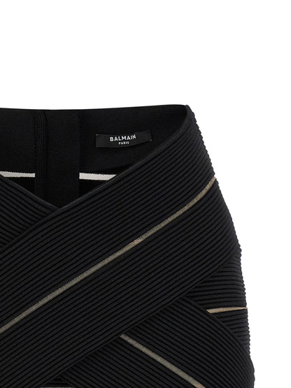 Balmain V-shaped Waist Skirt Black