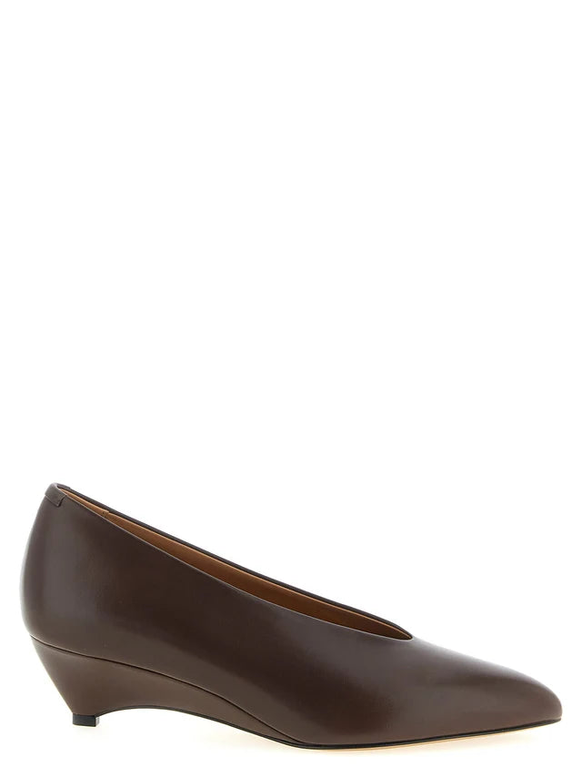 Arc Pumps in Brown