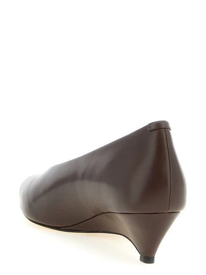 Arc Pumps in Brown