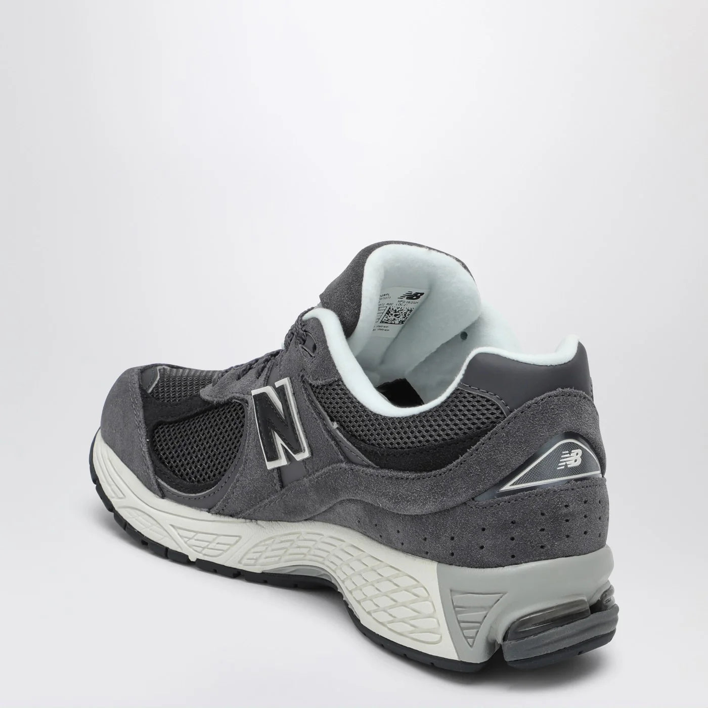 New Balance Dark Grey Sneaker 2002r