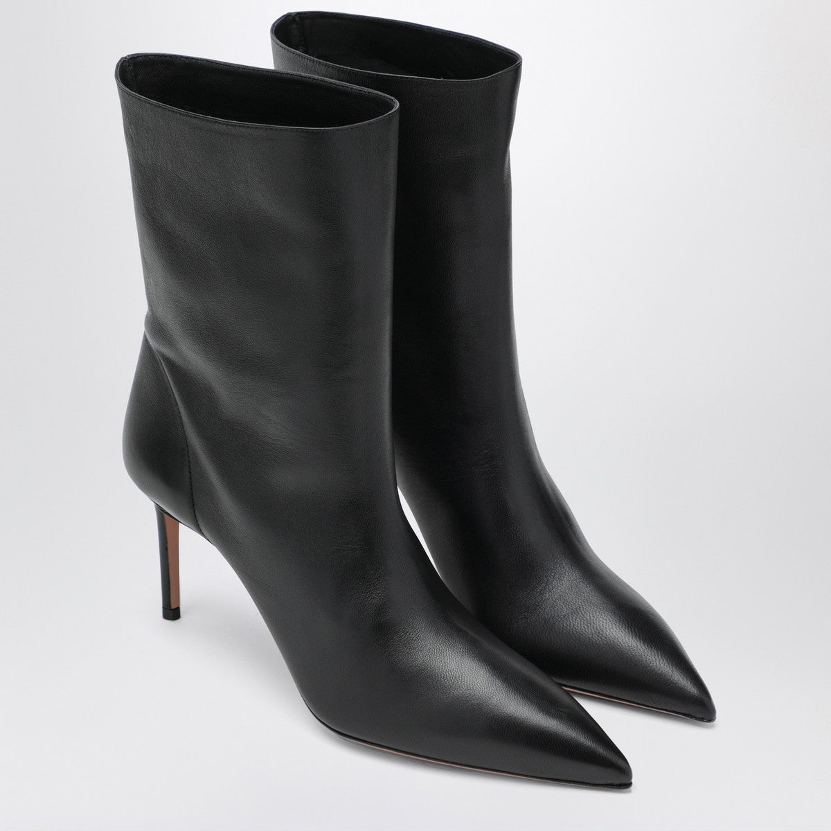 Aquazzura Black Leather Pointed Ankle Boots with Thin Heel Black