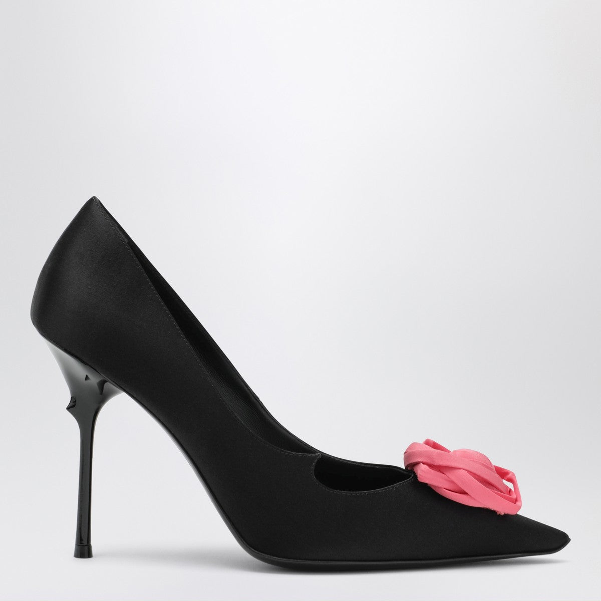 Roger Vivier Black Satin Pointed-Toe Pumps with Pink Rose Black