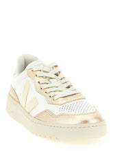 Veja V-90 Sneakers Gold