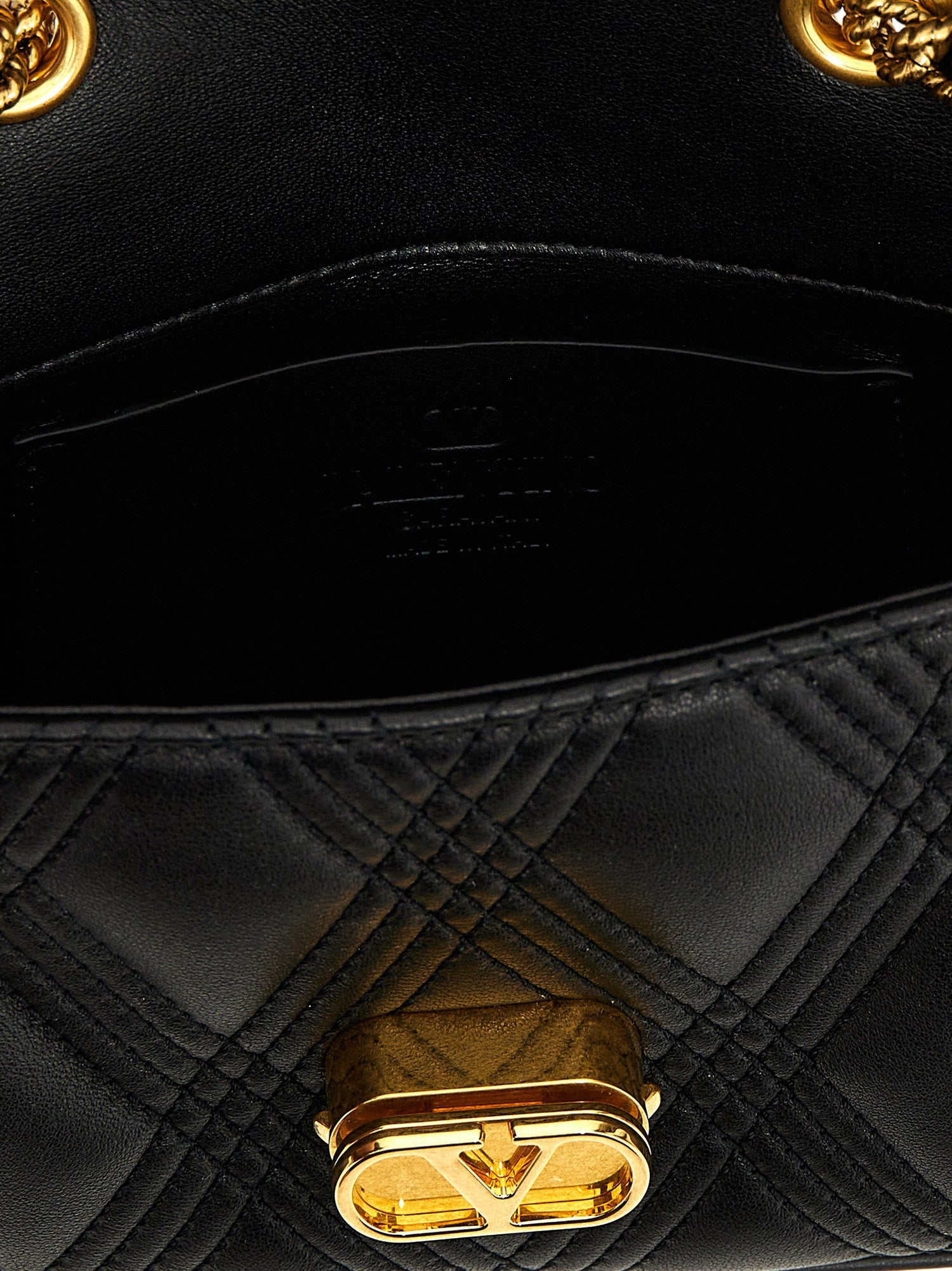 Valentino Garavani Quiltie 67 Shoulder Bag Black