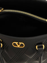 Valentino Garavani Quiltie 67 Handbag Black