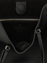 Valentino Garavani Rockstud Medium Shoulder Bag Black