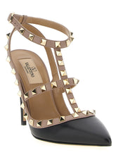 Valentino Garavani Rockstud Pumps Black