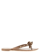 Valentino Garavani Rockstud Thong Sandals Pink